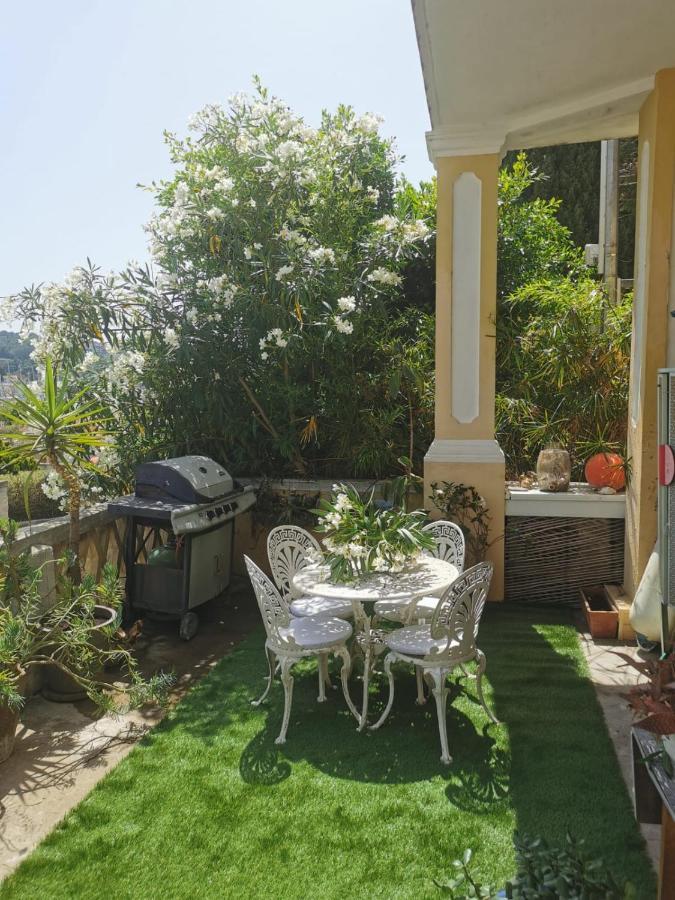Petit Paradis - St Mandrier Village Сен-Мандрие-сюр-Мер Экстерьер фото